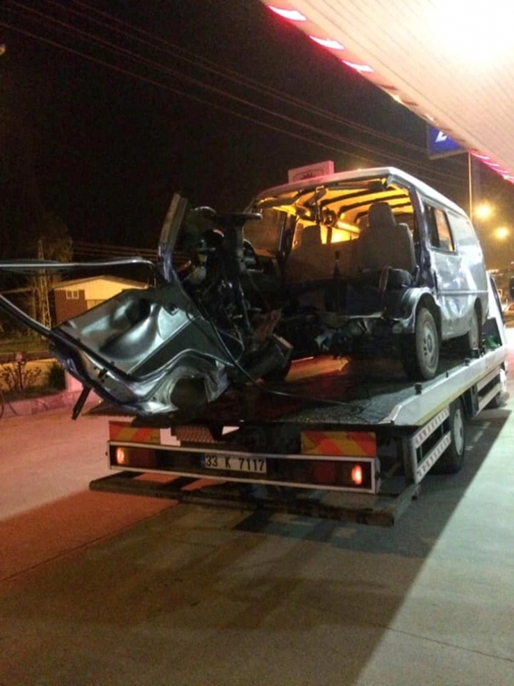 Mersin’de Trafik Kazası: 4 Yaralı