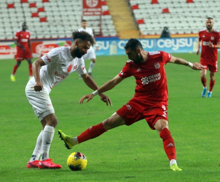 Süper Lig: Antalyaspor: 1- Sivasspor: 0 (Maç Sonucu)