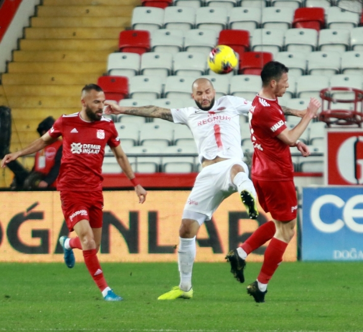 Süper Lig: Antalyaspor: 1- Sivasspor: 0 (Maç Sonucu)