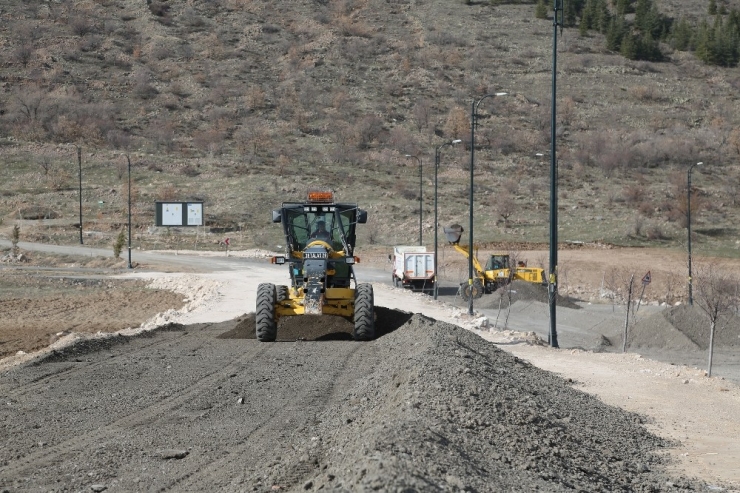 Ali Dağı Yolu Elden Geçirildi