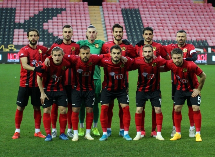 Tff 1. Lig: Eskişehirspor: 1 - Adana Demirspor: 4