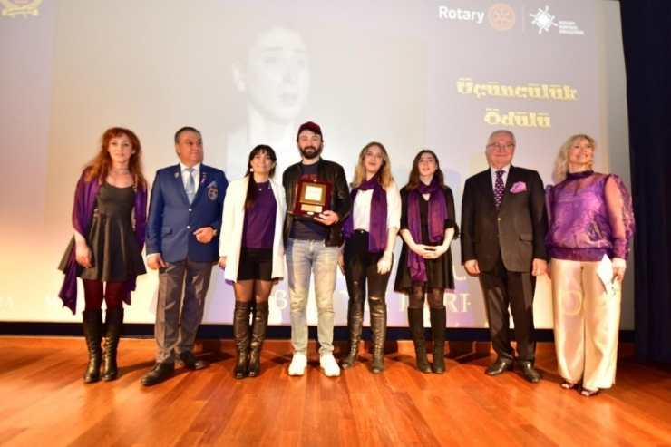 ‘Kadına Şiddet’ Konulu Kısa Film Yarışması Ödülleri Sahiplerini Buldu