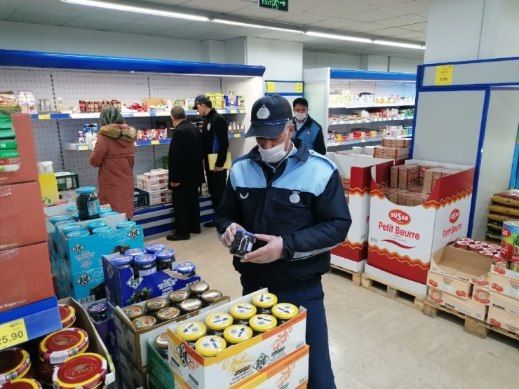 Çaldıran’da Korona Virüse Karşı Denetimler Sıklaştırıldı