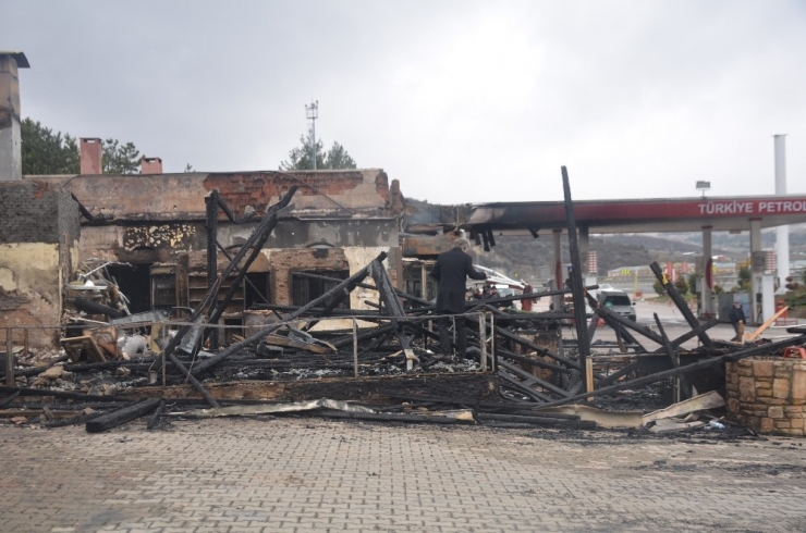 Bilecik’teki Akaryakıt İstasyonu Yangını