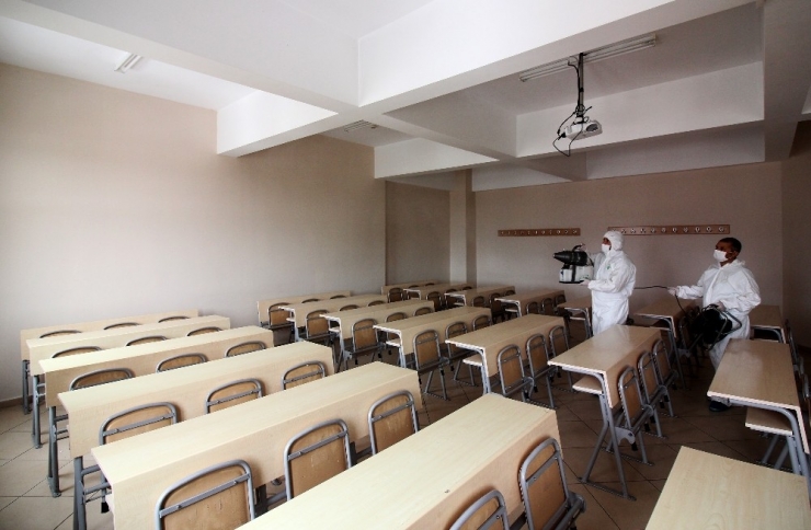 Aiçü’de Yeni Koronavirüs (Covıd-19) Tedbirleri Sıkı Bir Şekilde Sürdürülüyor