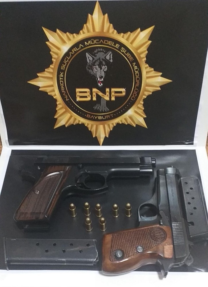 Bayburt’ta Uyuşturucu Suçlarına Yönelik Yapılan Çalışmalarda 10 Kişi Yakalandı