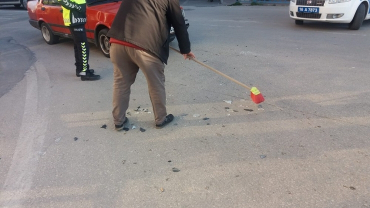 Bursa’da Trafik Kazası: 1 Yaralı