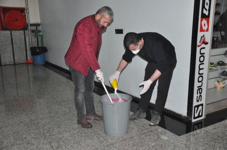 Yüksekova’da Korona Virüsüne Karşı Dezenfekte Çalışması