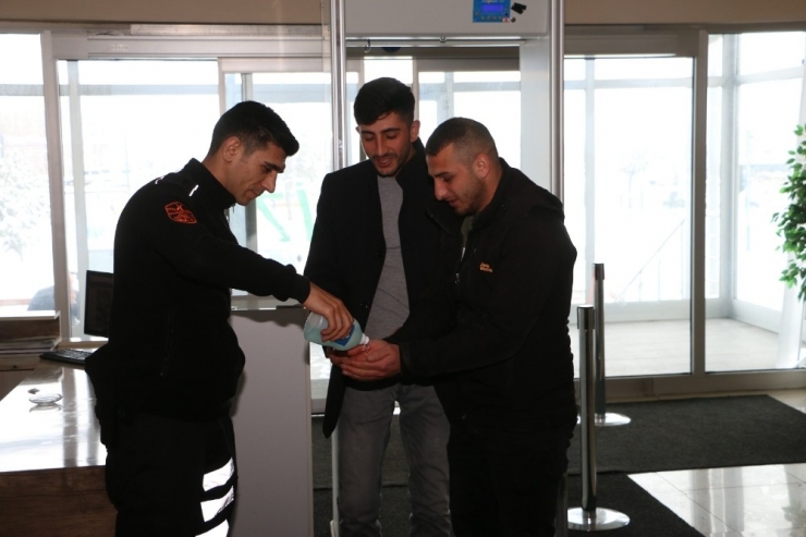 Aziziye’de Korona Seferberliği