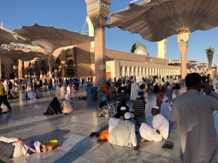 Kaçak Umrecileri Erzurum Valisi, Çorum’da Yakalattı
