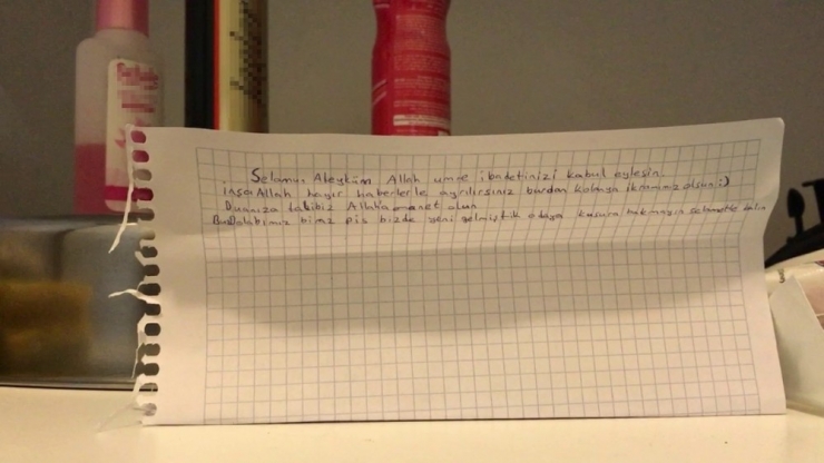 Yurttan Çıkan Üniversite Öğrencisinden Duygulandıran Not