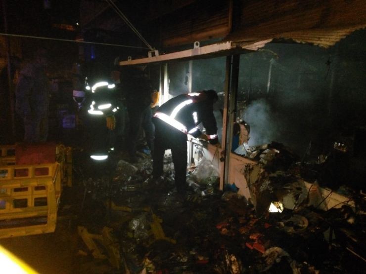 Kayısı İşletmesinde Yangın Çıktı