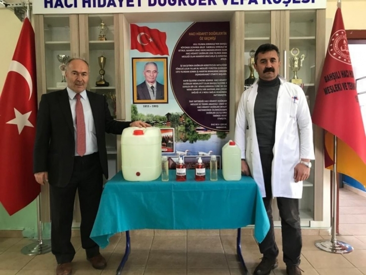 Meslek Liselerinden Korona Virüsü Mücadelesine Tam Destek