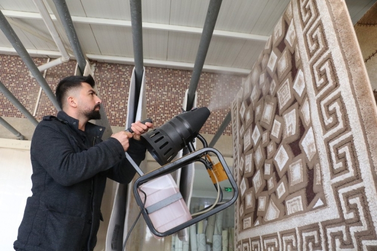 Halılara ’Korona Virüsü’ Önlemi