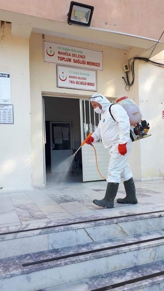 Selendi’de Dezenfekte Çalışmaları Sürüyor