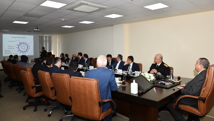 Vali Su: “İlimizde Gerekli Dezenfekte Çalışmaları Sürüyor”