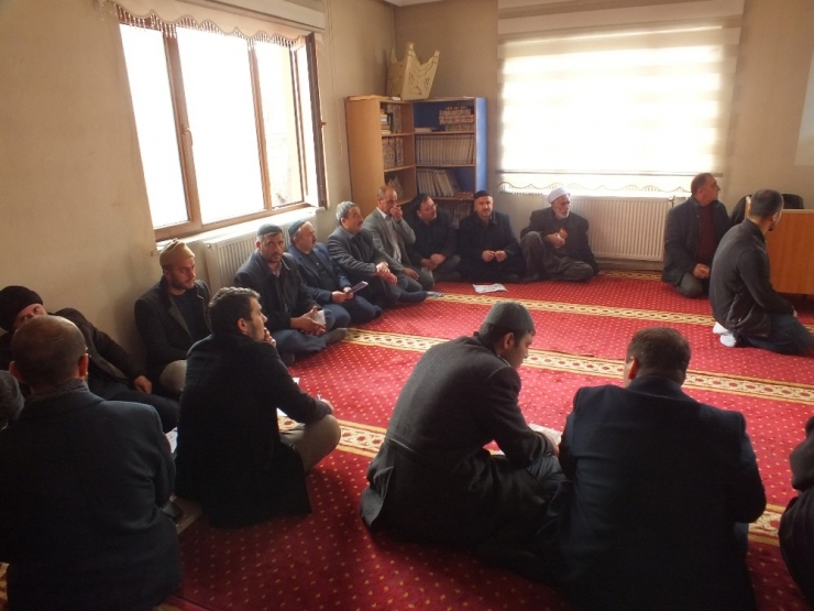 Malazgirt’teki Din Görevlilerinden Örnek Davranış