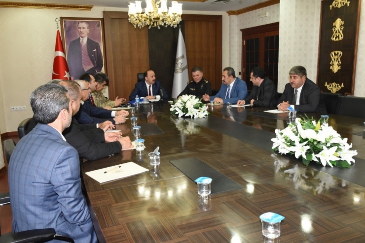 Şanlıurfa Esnafindan Virüs Tedbirlerine Tam Destek