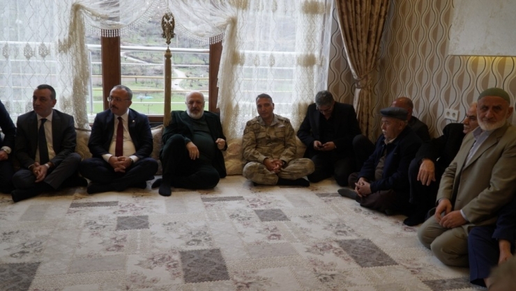 Siirt’te Husumetli İki Aile Barıştırıldı