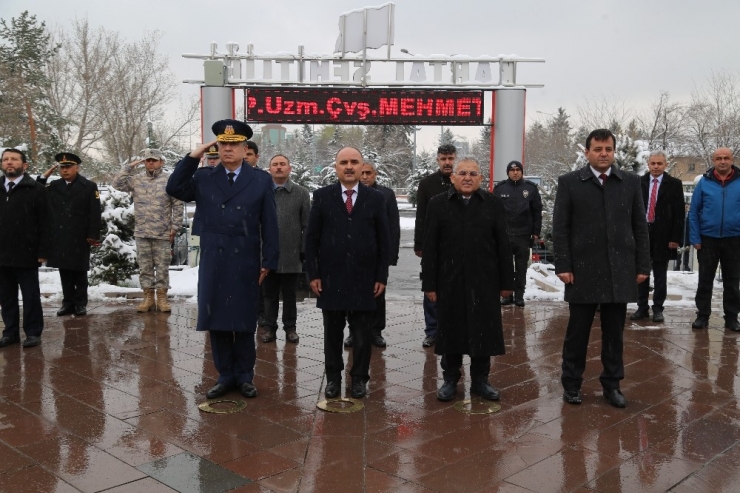 Çanakkale Zaferi’nin 105. Yıl Dönümünde Şehitler Anıldı