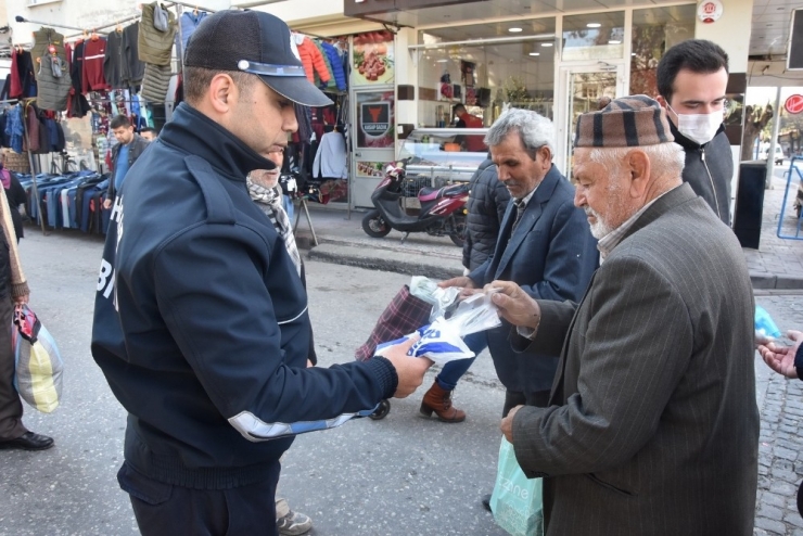Akhisar Belediyesi’nden Pazar Yerleri İçin Örnek Uygulama