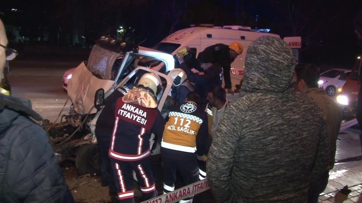 Başkent’te Otobüse Arkadan Çarpan Kamyonetin Sürücüsü Öldü