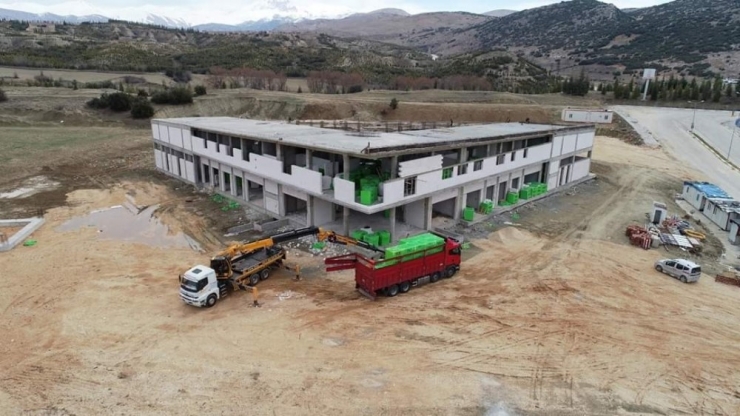 Elmalı Otobüs Terminalinde Çalışmalar Sürüyor