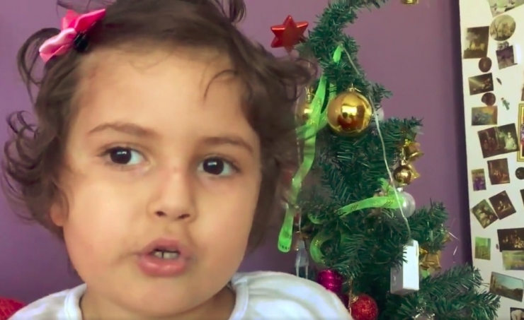 Minik Öykü Arin’den Vatandaşlara, ‘Evde Kalın’ Çağrısı