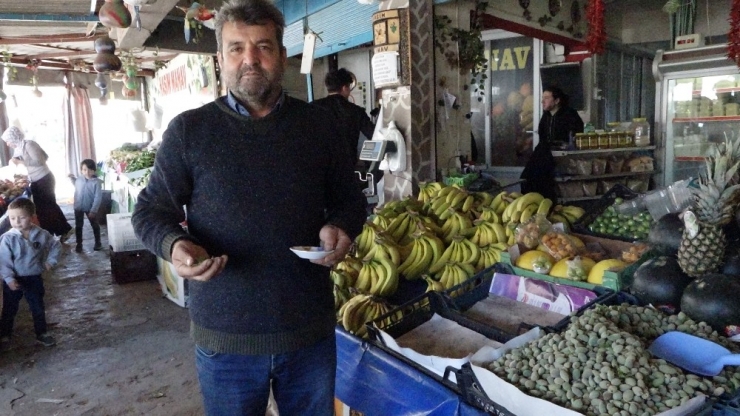 Antalya’da Çağla Sezonu Açıldı