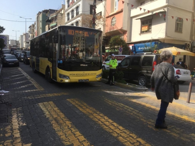 Aydın’da ‘Yaya Öncelikli Trafik’ Bilgilendirmeleri Devam Ediyor