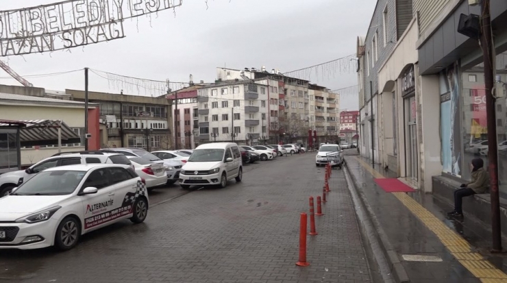 Bingöllüler Korona Virüs Önlemlerine Uyuyor, Sokaklar Boşaldı