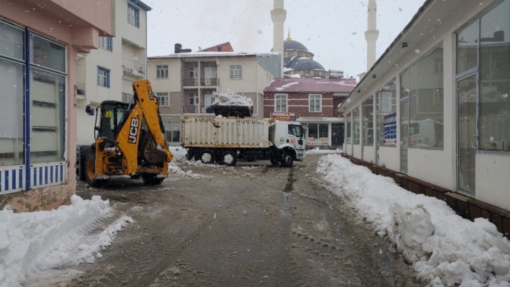 Karlıova’da Karla Mücadele