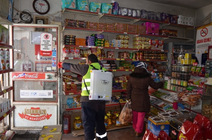 Bünyan Belediyesi İlçedeki Tüm Dükkanları Dezenfekte Ediyor