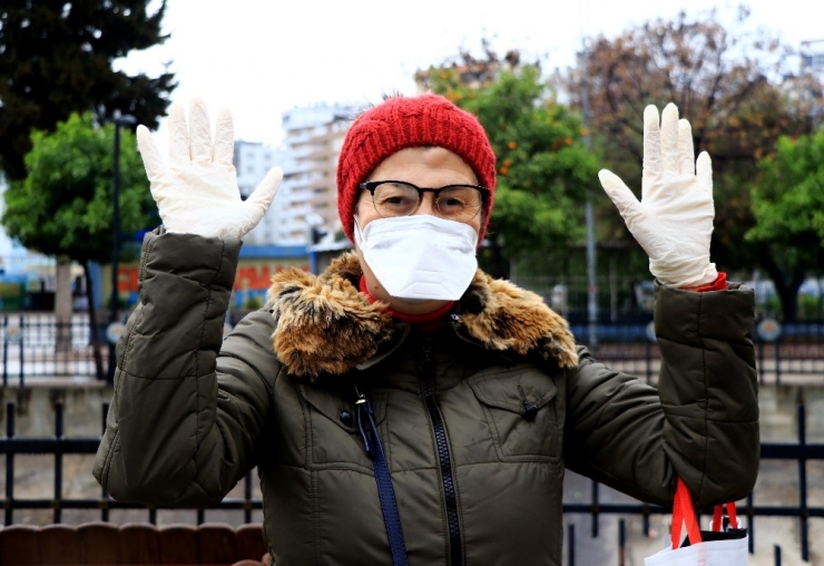 Adana Hayalet Şehre Döndü