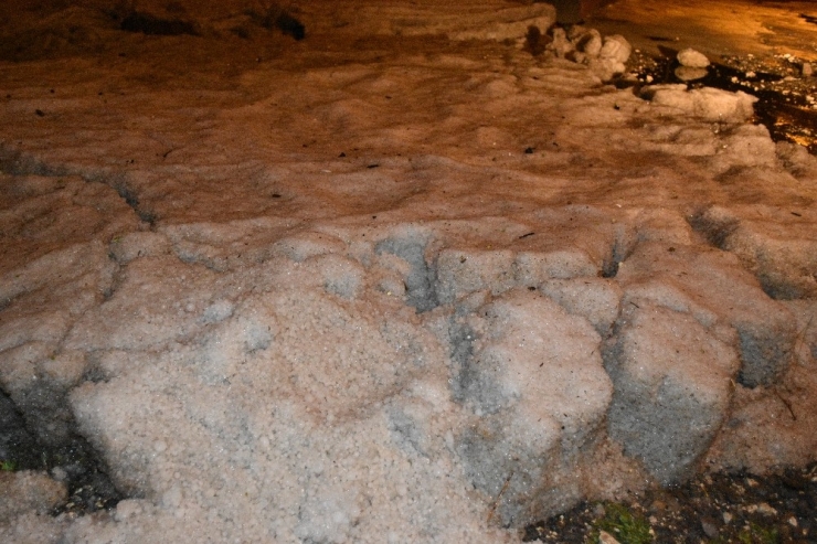Siverek’te Sel Felaketi... Evler Su Altında Kaldı, Hayvanlar Telef Oldu