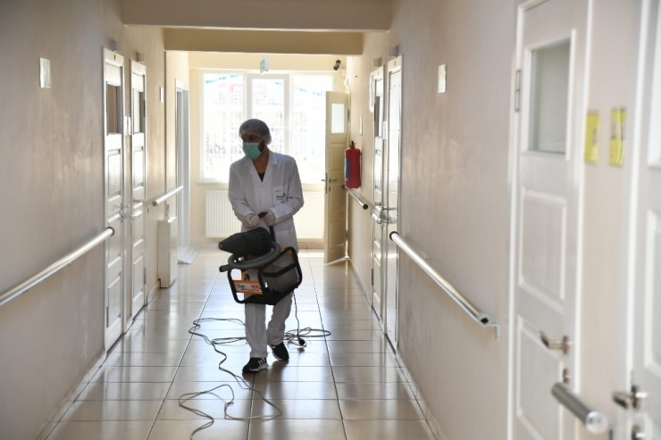 Başkan Başdeğirmen’in Yaşlı Hassasiyeti