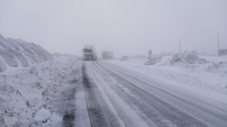 Van-hakkari Karayolu Ulaşıma Açıldı