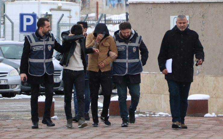 Telefon Dolandırıcıları Adliyeye Sevk Edildi