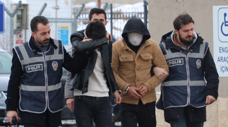 Telefon Dolandırıcıları Adliyeye Sevk Edildi