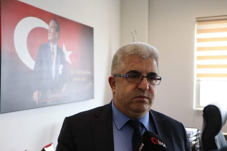 Korona Bilim Kurulu Üyesi Prof. Dr. Çelik: "Sıkı Şekilde Takip Etmemiz Gereken 1.5-2 Ay Var"