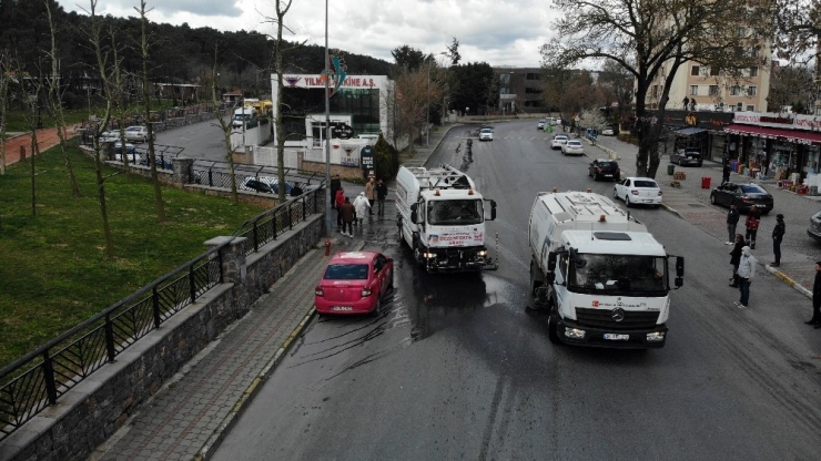 İstanbul’da Cadde Ve Sokakların Dezenfekte Çalışması Havadan Görüntülendi