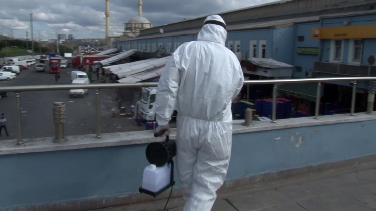 Bayrampaşa Sebze Ve Meyve Hali Dezenfekte Edildi