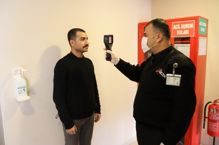 Bursa Beton’dan Korona Virüsüne Karşı Örnek Tedbir