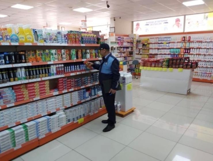 Zabıta Ekipleri Fırsatçılara Göz Açtırmıyor