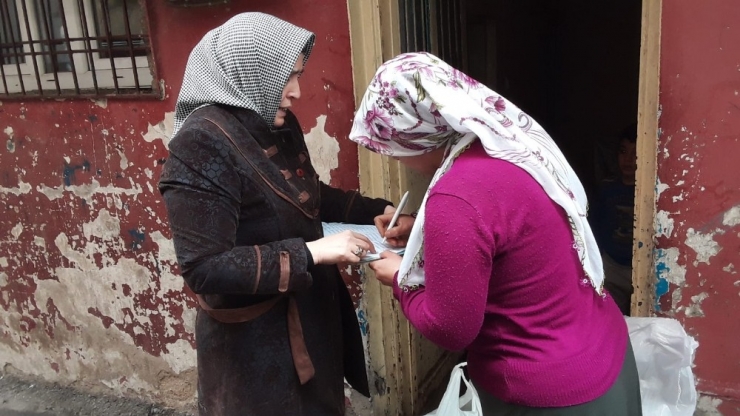 Şehitkamil’den Tedbir Amaçlı Temizlik Malzemesi Yardımı