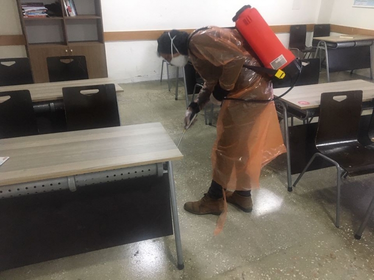 Cide’de Koranavirüs Tedbirleri Kapsamında Her Yer Dezenfekte Ediliyor