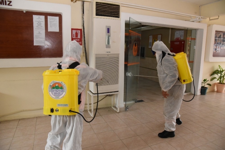 Toroslar’da Korona Virüs Tedbir Timi 24 Saat İş Başında