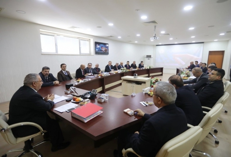 Sakarya Valiliğinde Koronavirüs Toplantısı