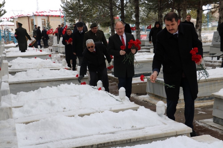 Sivas’ta Korona Tedbirli Anma