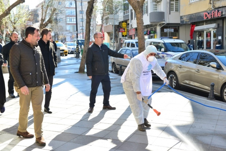 Koronaya Karşı Şehir Karış Karış İlaçlanıyor